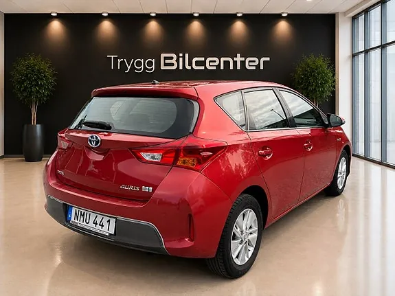 Toyota Auris 2014 photo 5