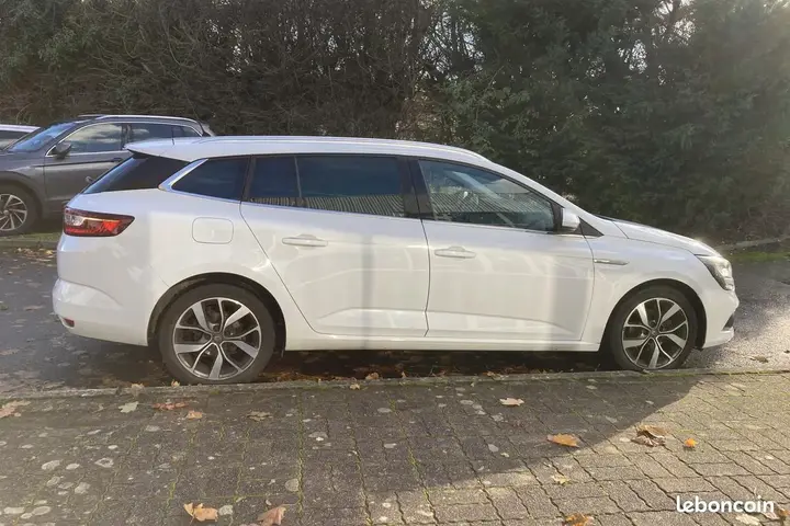 Renault Megane 2017 photo 4