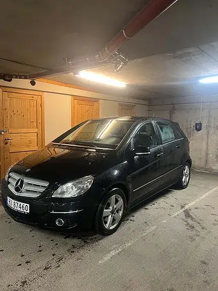 Mercedes-Benz B 180 D 2010 photo 4
