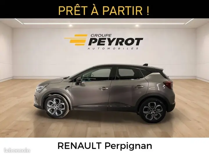 Renault Captur 2023 photo 3