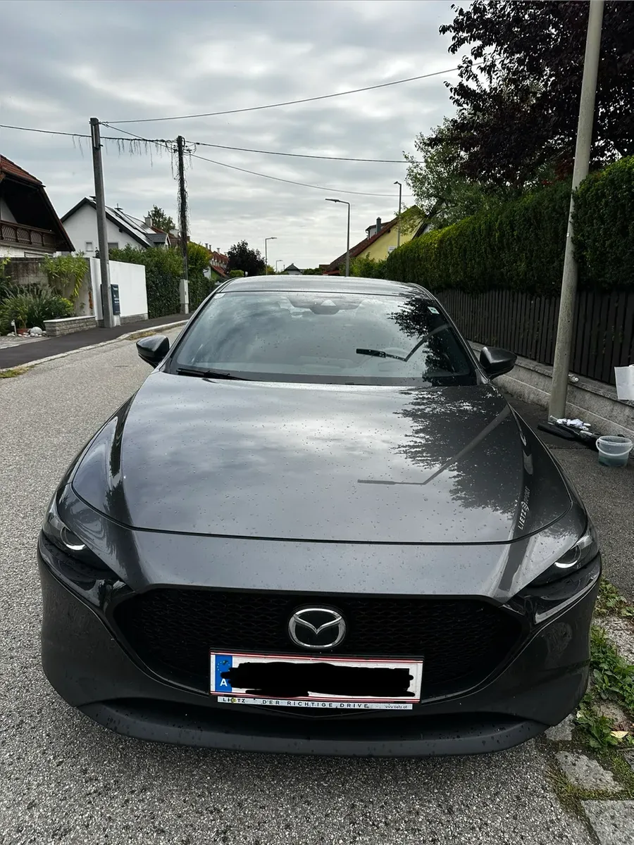 Mazda Mazda3 2019 photo 2