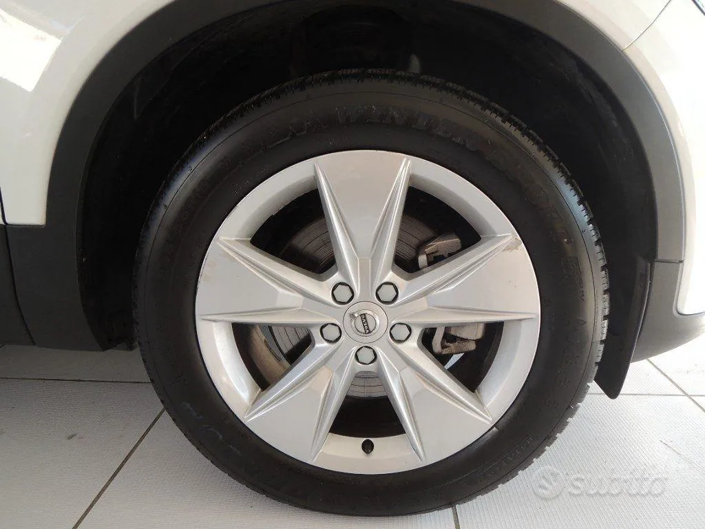 Volvo Xc40 2023 photo 3