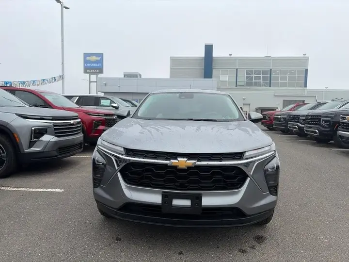 Chevrolet Trax 2025 photo 2