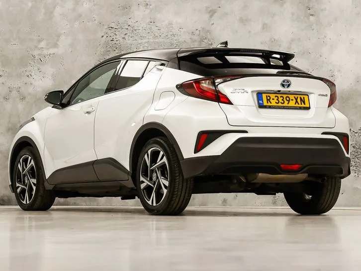 Toyota C-Hr 2022 photo 3
