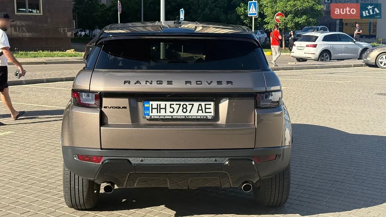 Land Rover Range Rover Evoque 2015 photo 4