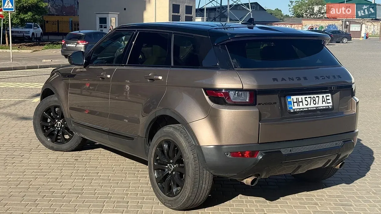 Land Rover Range Rover Evoque 2015 photo 3