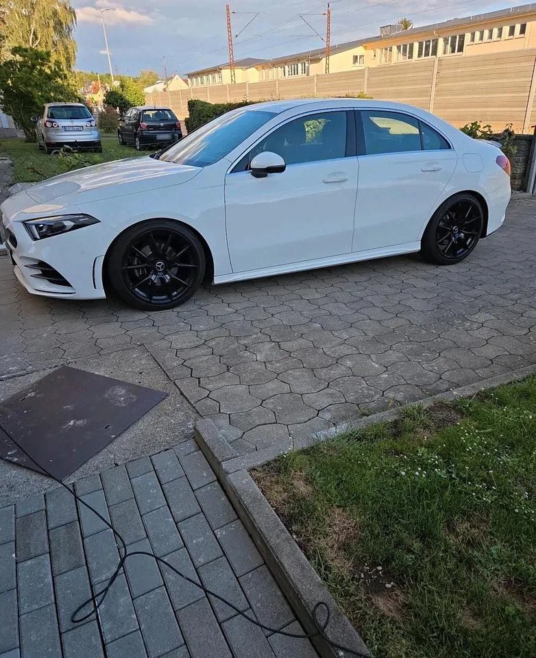 Mercedes-Benz A200 Amg Line