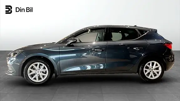Seat Leon 2024 photo 2