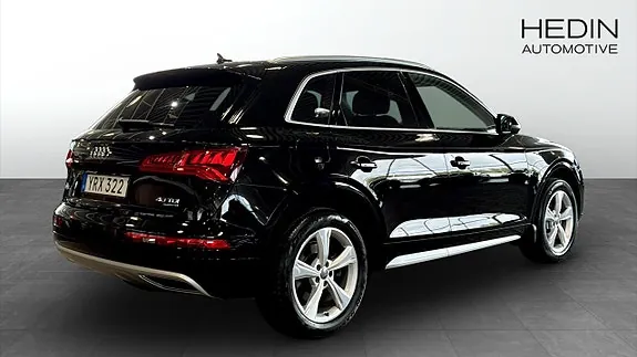 Audi Q5 2018 photo 2