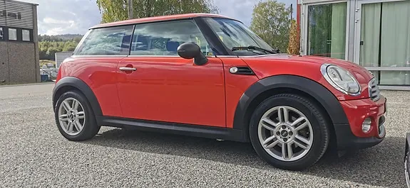 Mini One 2012 photo 4