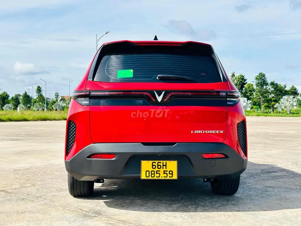 Vinfast Limo Green 2025 photo 4