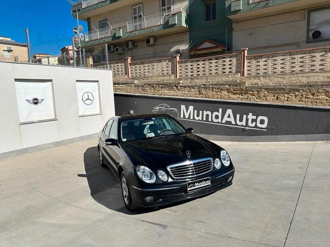 Mercedes-Benz E 220 Cdi 2003 photo 2