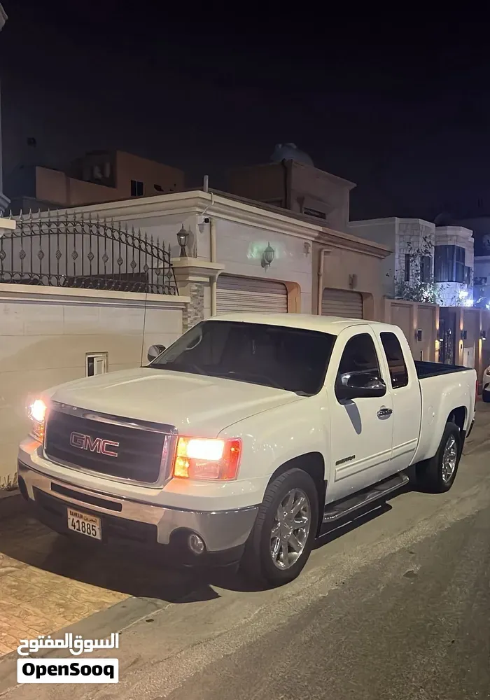 GMC Sierra 2011 photo 3