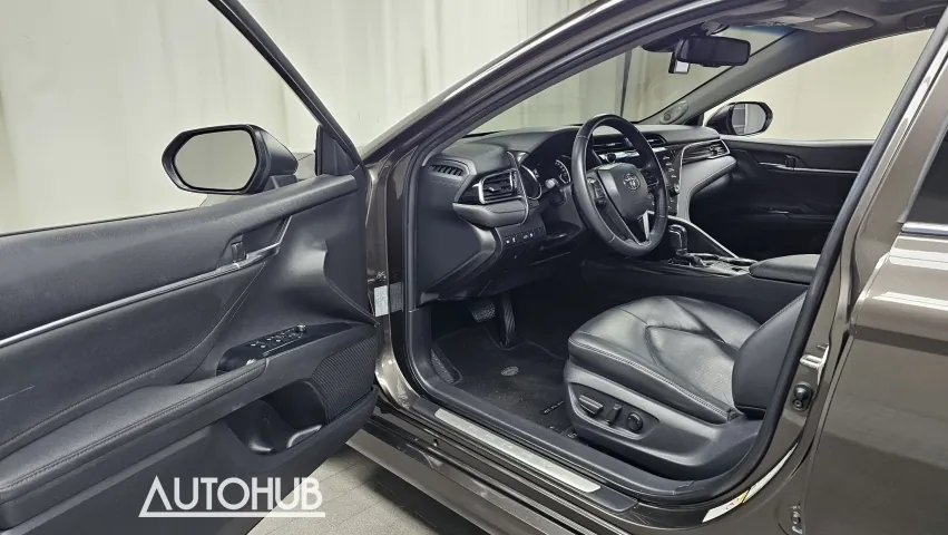 Toyota Camry 2018 photo 2