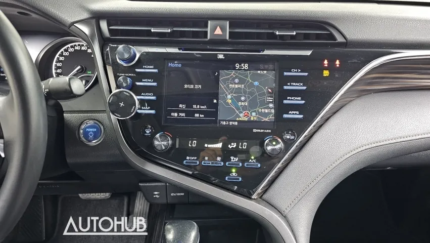 Toyota Camry 2018 photo 5