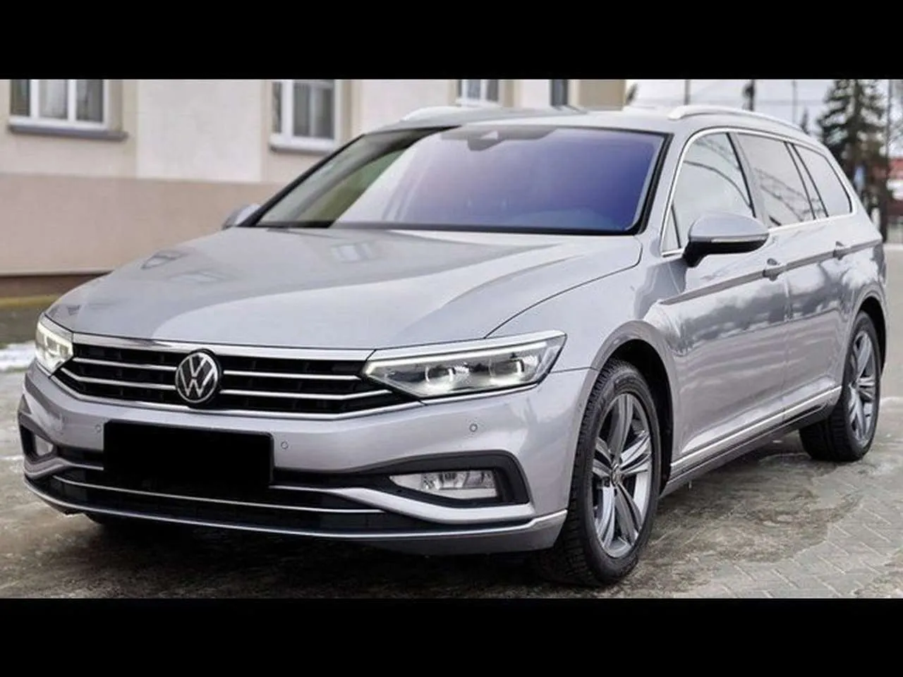 Volkswagen Passat 2022 photo 2