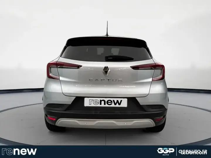 Renault Captur 2023 photo 4