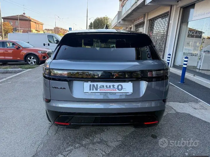 Land Rover Range Rover Velar 2024 photo 5
