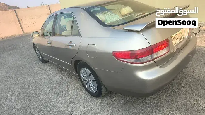 Honda Accord 2003 photo 4