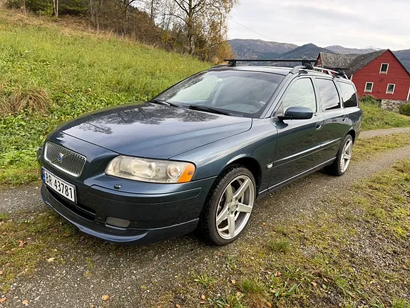 Volvo V70 2005 photo 2