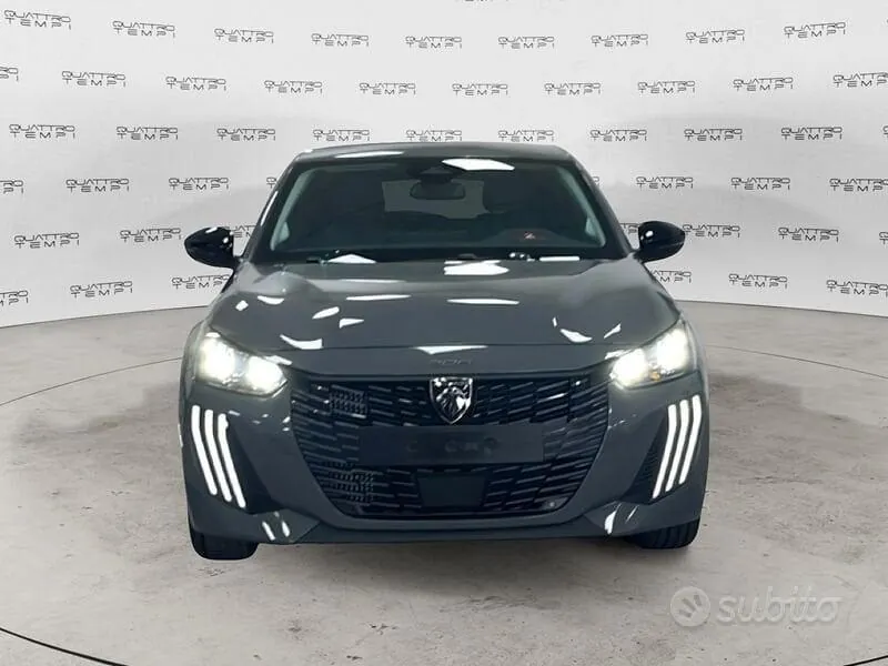 Peugeot 208 2025 photo 2