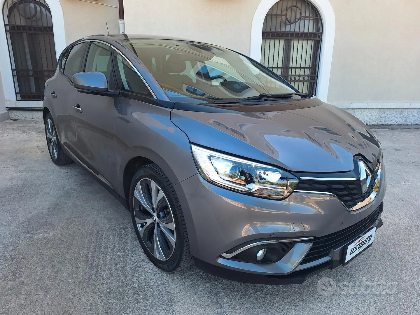 Renault Scenic 2017 photo 2