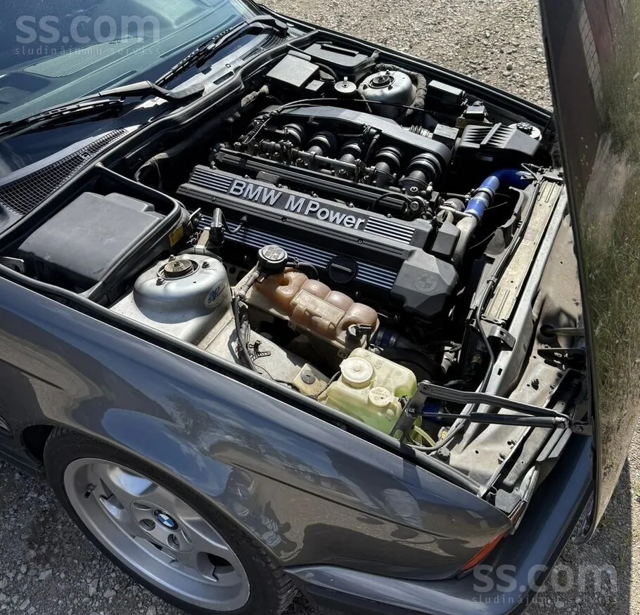 BMW M5 1990 photo 3