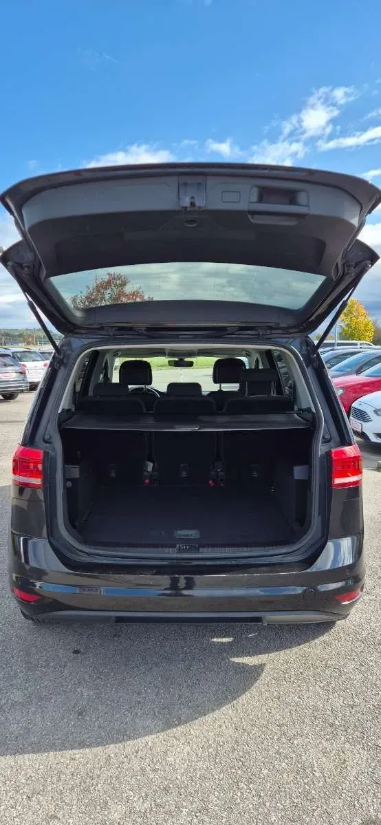 Volkswagen Touran 2018 photo 5