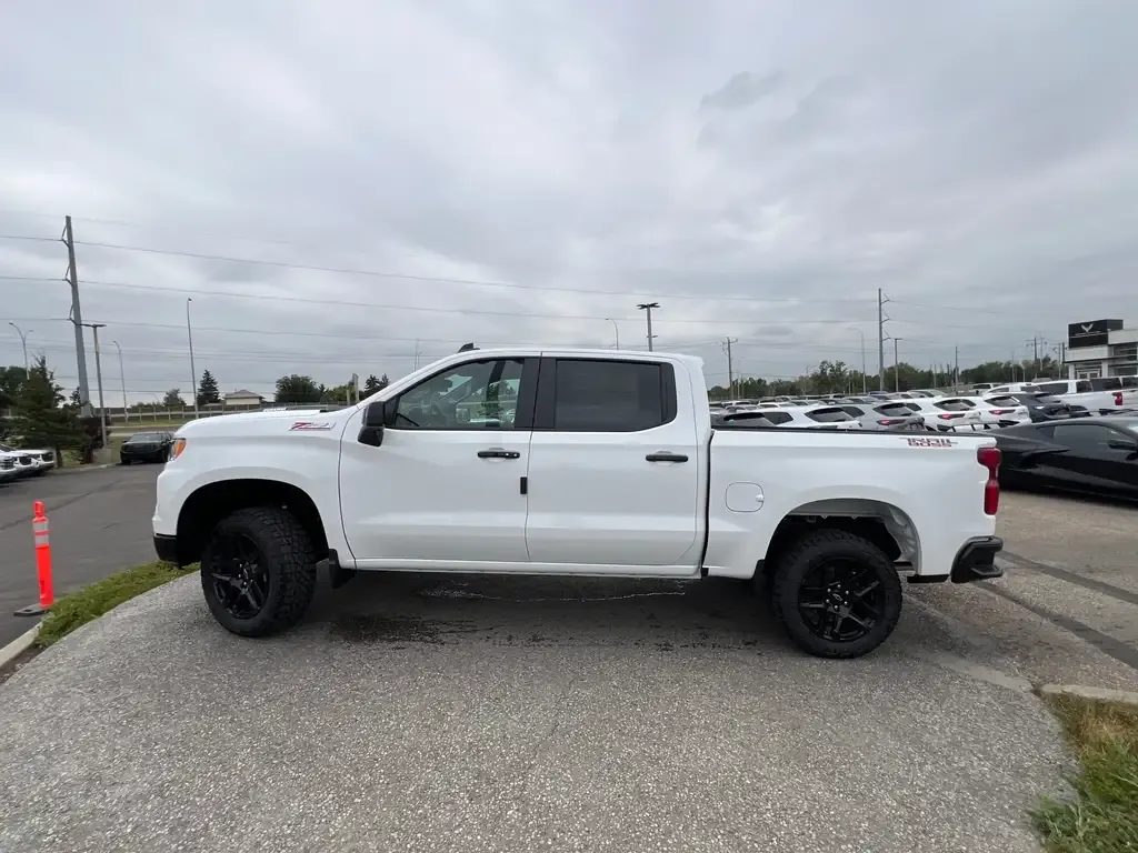 Chevrolet Silverado 1500 2026 photo 2