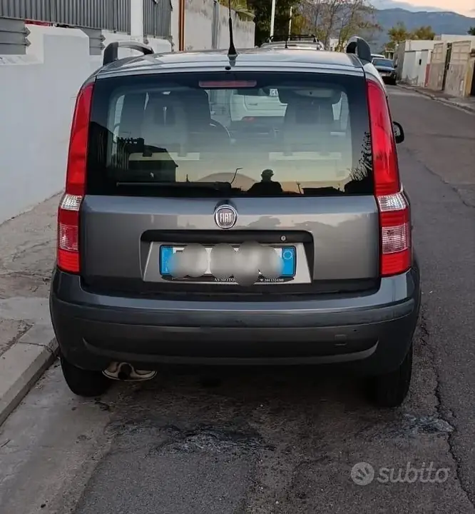 Fiat Panda 2010 photo 2