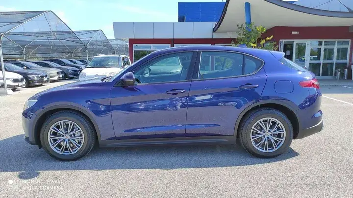 Alfa Romeo Stelvio 2021 photo 3