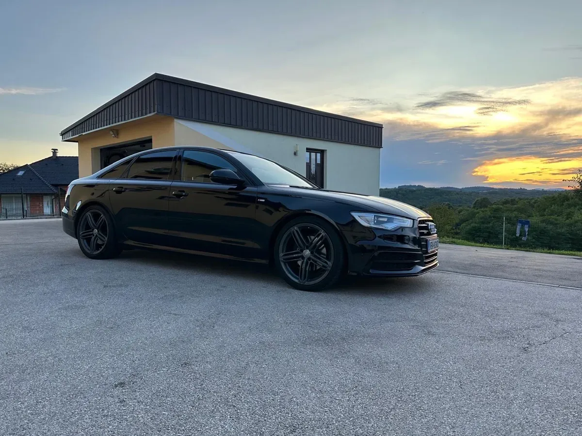 Audi A6 2012 photo 3