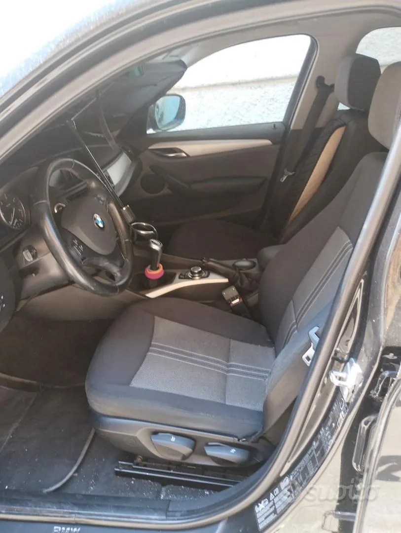 BMW X1 2010 photo 2