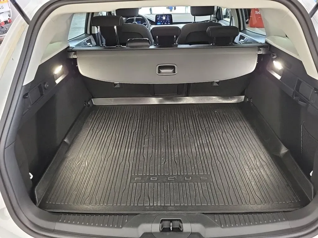 Ford Focus 2022 photo 5