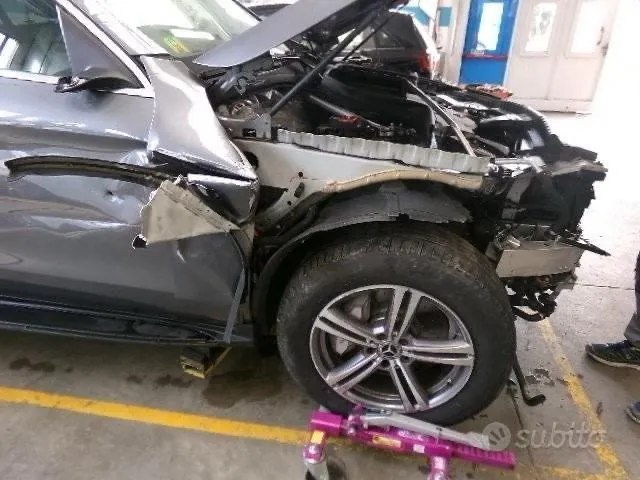 Mercedes-Benz Glc 300 2021 photo 4