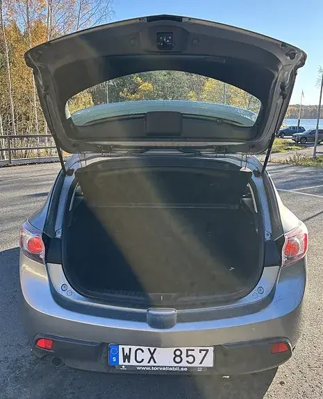 Mazda 3 2010 photo 4
