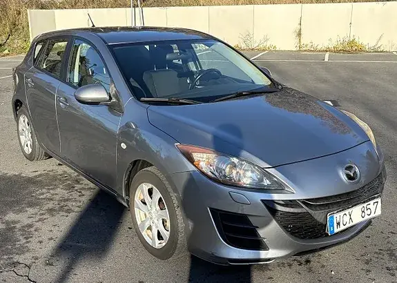 Mazda 3 2010 photo 3