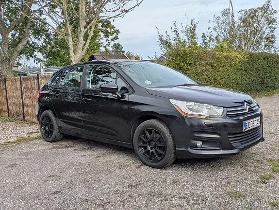 Citroen C4 2012 photo 3