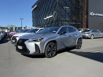 Lexus Ux 2024 photo 2