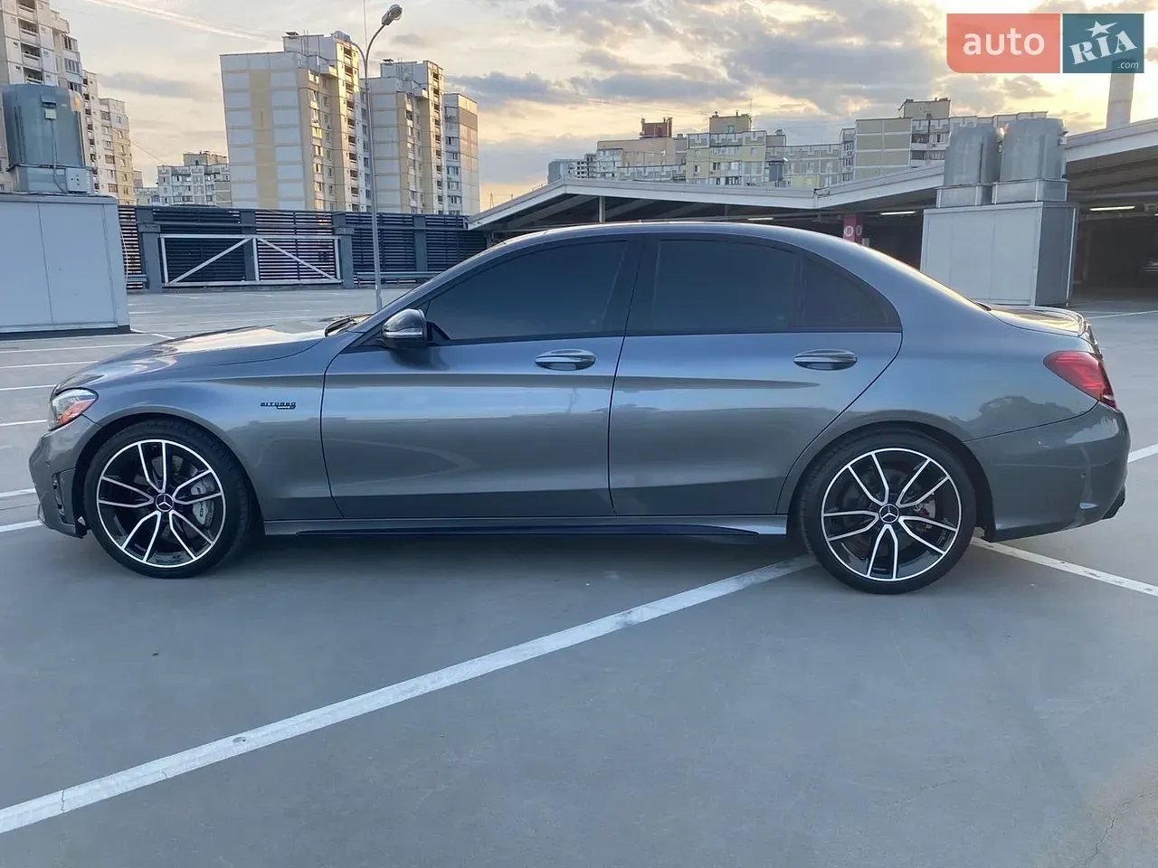 Mercedes-Benz C-Class 2019 photo 3