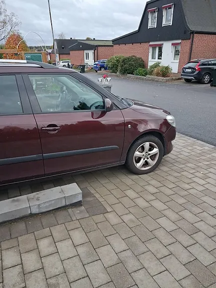 Skoda Fabia 2012 photo 5