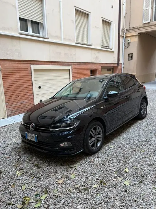 Volkswagen Polo 2021 photo 2