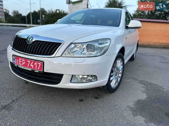 Skoda Octavia 2012 photo 4