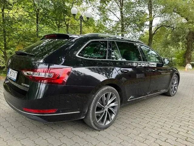 Skoda Superb Combi