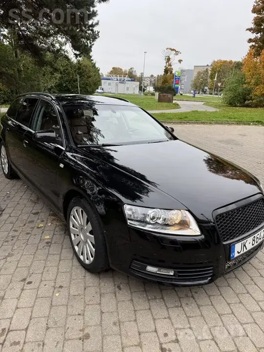 Audi A6 Avant