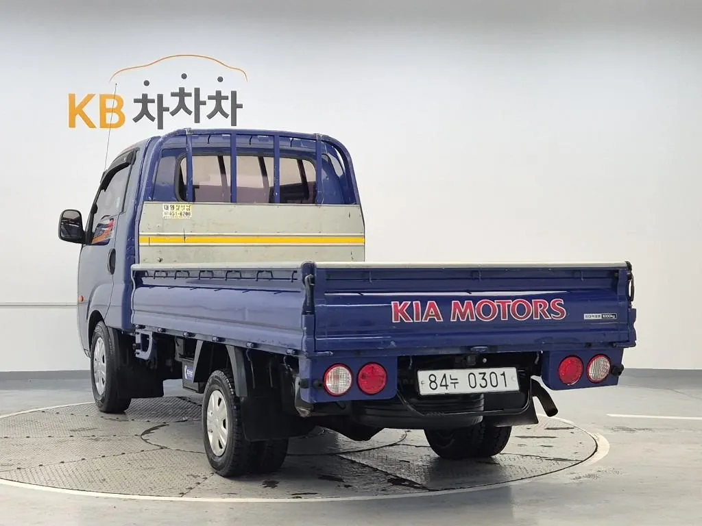 Kia Bongo 2018 photo 2