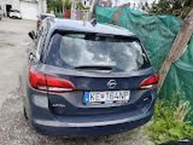 Opel Astra Sport Tourer 2016 photo 2