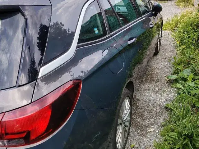 Opel Astra Sport Tourer