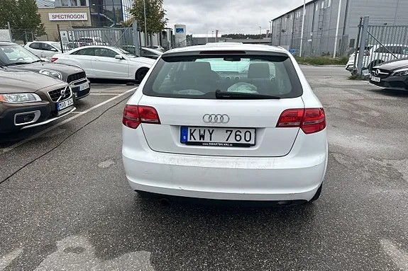 Audi A3 2010 photo 4