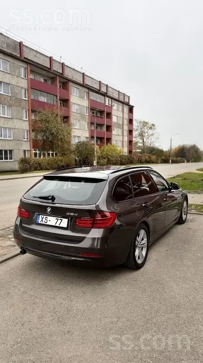 BMW 318 2014 photo 3